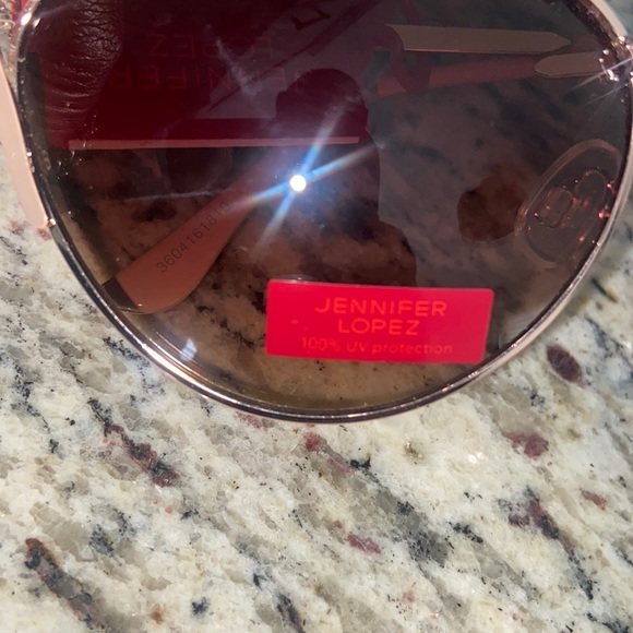 NWT Jennifer Lopez sunglasses - Picture 6 of 6